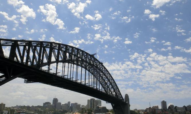 《暖暖环游世界》攀爬悉尼大桥高分攻略（打败所有竞争对手）
