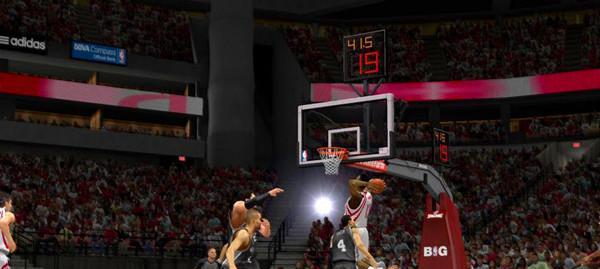 NBA2k14中的转身过人技巧（掌握这些技巧）